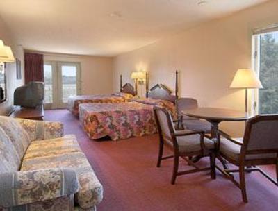 фото отеля Super 8 Motel Fairgrounds Rochester (Minnesota)