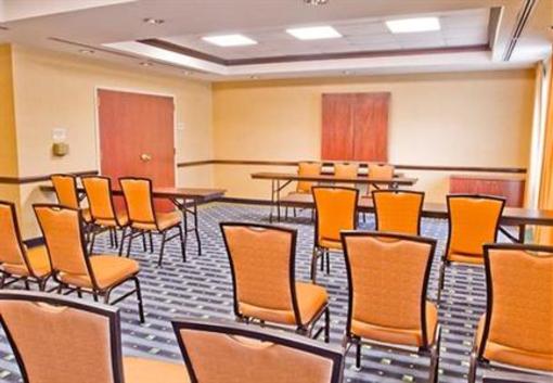 фото отеля SpringHill Suites Charlotte Concord Mills Speedway