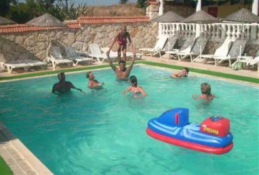фото отеля Hotel Dolphin Altinkum