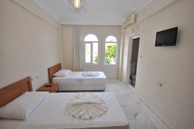 фото отеля Hotel Dolphin Altinkum