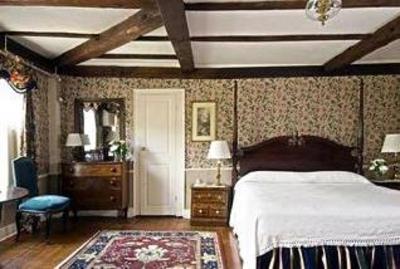 фото отеля Concord's Colonial Inn