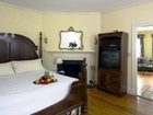 фото отеля Concord's Colonial Inn
