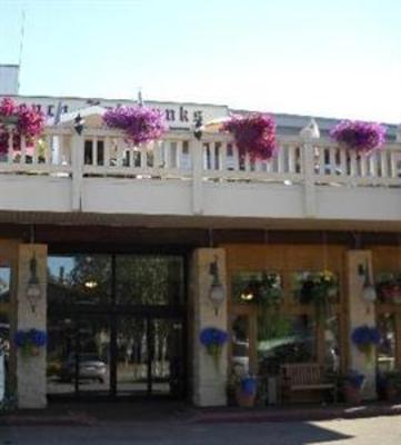 фото отеля Regency Fairbanks Hotel