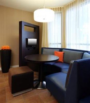 фото отеля Courtyard Hotel Topeka