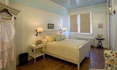 фото отеля McCloud Mercantile Hotel