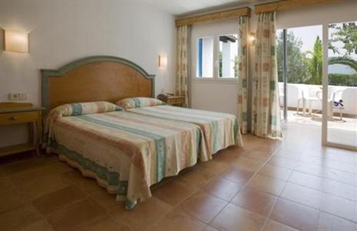 фото отеля Ola Club Cala Llenya