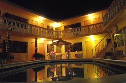 фото отеля Sundeck Motel and Apartments Fort Lauderdale
