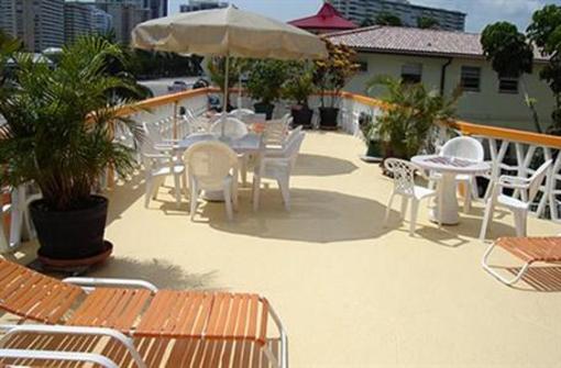 фото отеля Sundeck Motel and Apartments Fort Lauderdale
