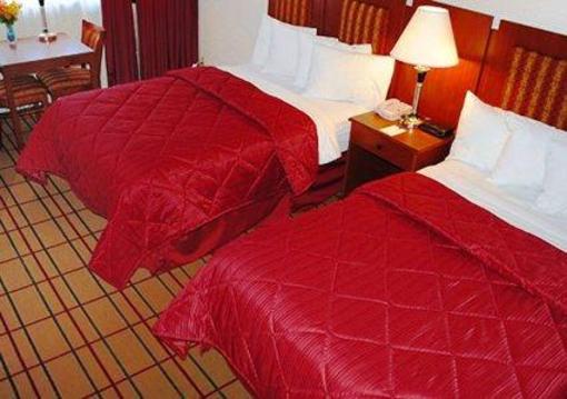 фото отеля Quality Inn Brattleboro