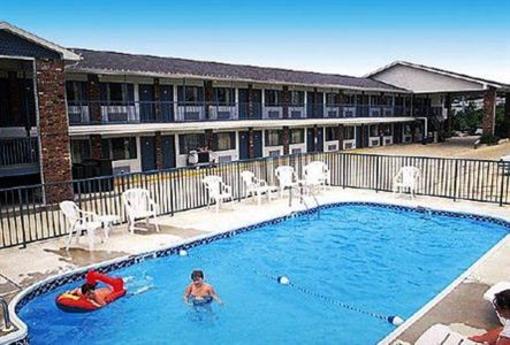 фото отеля Green Gables Inn Branson