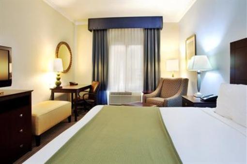 фото отеля Holiday Inn Express Hotel & Suites New Iberia-Avery Island