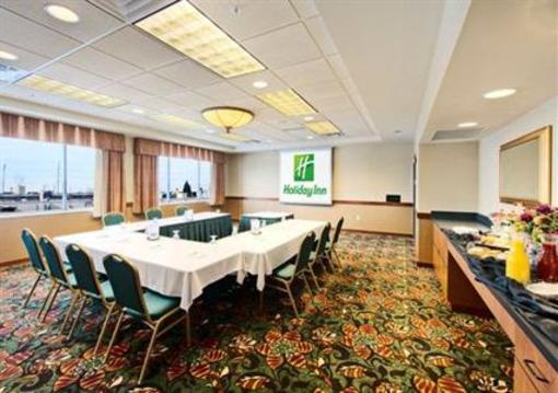 фото отеля Holiday Inn Fargo