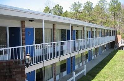фото отеля Janus International Housing Williamsburg (Virginia)