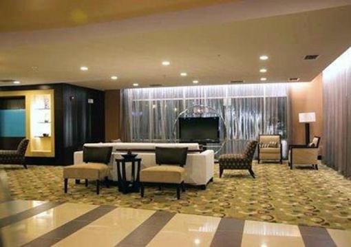 фото отеля Comfort Suites Lake City