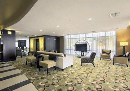 фото отеля Comfort Suites Lake City