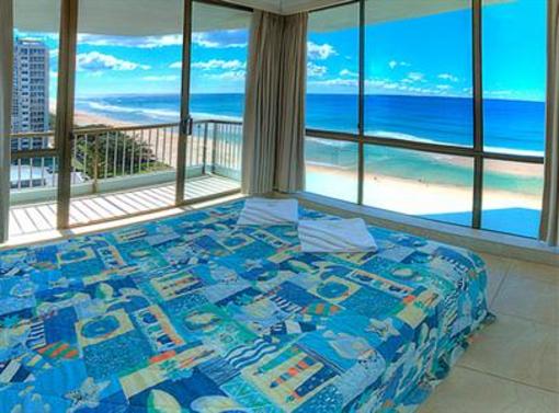 фото отеля Hibiscus On The Beach Apartment Gold Coast