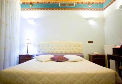 фото отеля Kyveli Suites Nafplio
