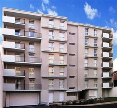 фото отеля Sejours & Affaires Residence Paris Malakoff