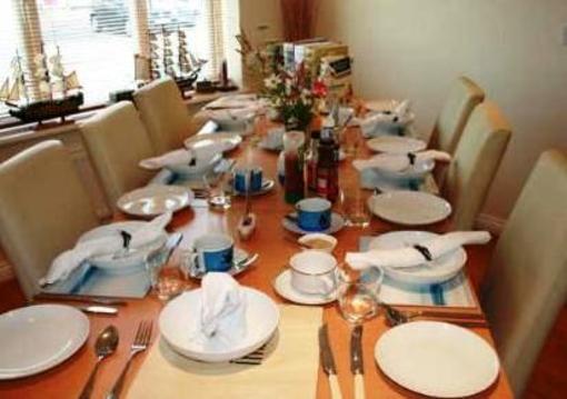 фото отеля Frome Valley House Bed and Breakfast Dorchester