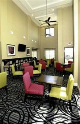 фото отеля Holiday Inn Express Hotel & Suites Marion Northeast