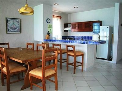 фото отеля Aquatech Villas DeRosa Resort