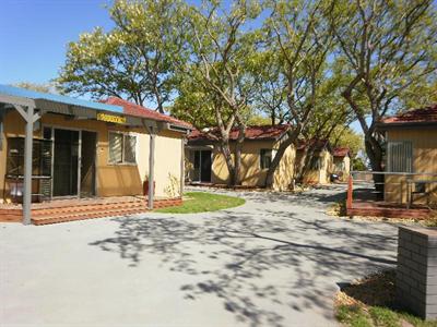 фото отеля Kickback Cottages Lakes Entrance