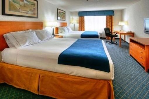 фото отеля Holiday Inn Express Hotel & Suites Carlsbad