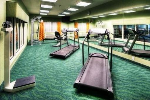 фото отеля Holiday Inn Express Hotel & Suites Carlsbad