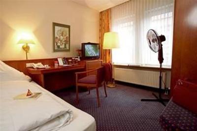 фото отеля Ramada Hotel Mannheim