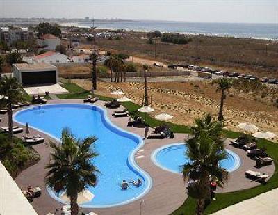 фото отеля Yellow Lagos Meia Praia