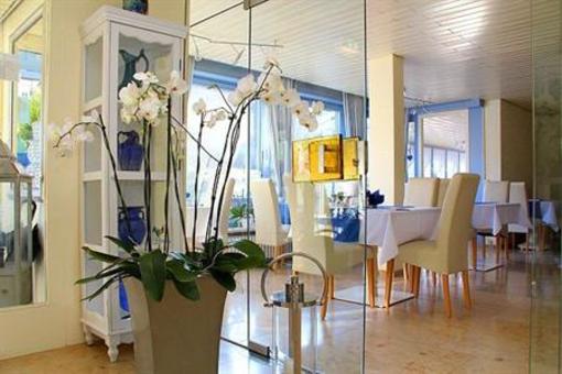 фото отеля Hotel Sonnenhof Garni Bad Herrenalb