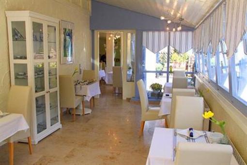 фото отеля Hotel Sonnenhof Garni Bad Herrenalb
