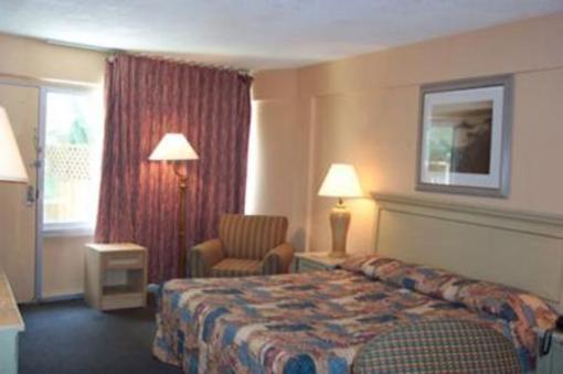фото отеля Daytona Inn Beach Resort