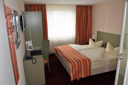фото отеля Astra Hotel Dusseldorf