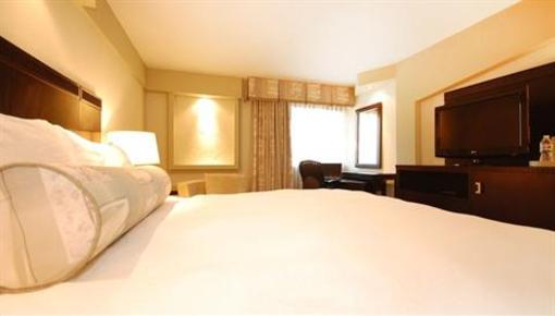 фото отеля Radisson Hotel Baton Rouge