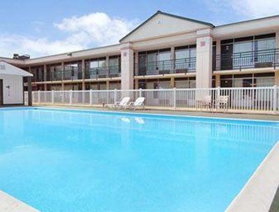 фото отеля Ramada Limited Hotel Harrisonburg