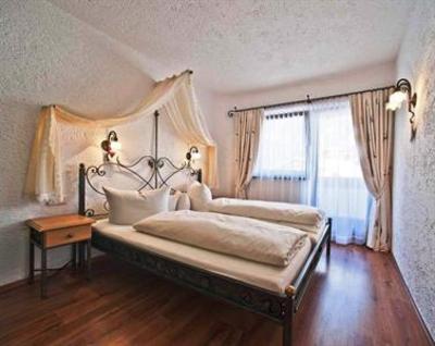 фото отеля Alte Und Neue Muhle Hotel Leutasch