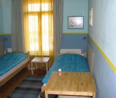 фото отеля 7x24 Central Hostel