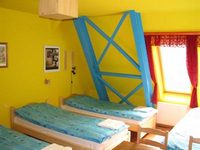 7x24 Central Hostel