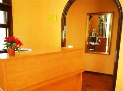 фото отеля Hostal Helena