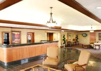 фото отеля Holiday Inn Express Omaha West-90th Street