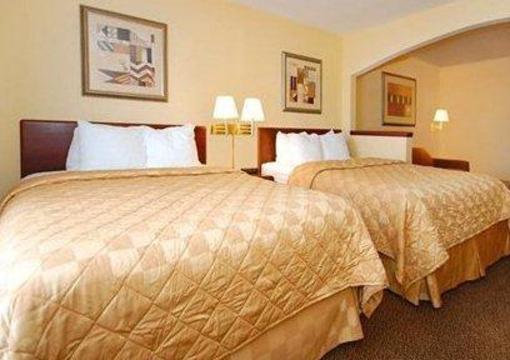 фото отеля Holiday Inn Express Omaha West-90th Street