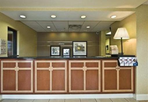 фото отеля Hampton Inn & Suites Atlanta Airport North
