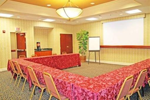 фото отеля Hampton Inn & Suites Atlanta Airport North