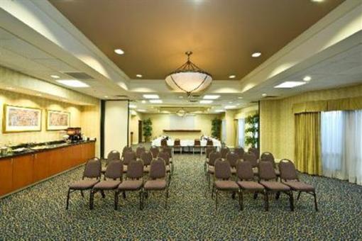 фото отеля Hampton Inn & Suites Atlanta Airport North
