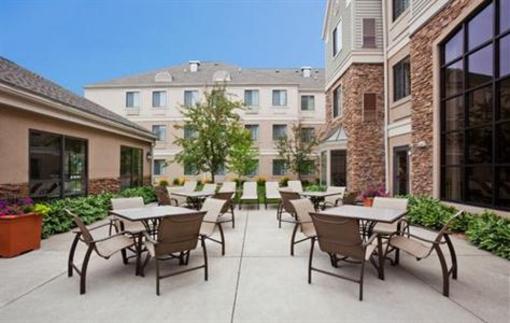 фото отеля Staybridge Suites Eagan-Mall Of America