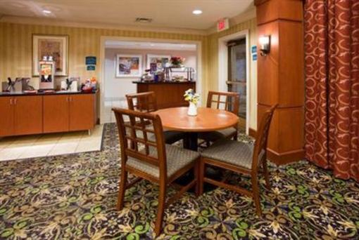 фото отеля Staybridge Suites Eagan-Mall Of America