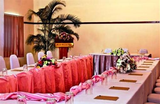 фото отеля Grand Oriental Hotel