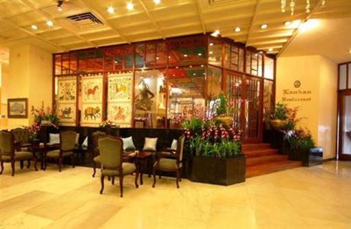 фото отеля Grand Oriental Hotel