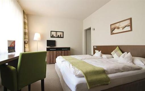 фото отеля Balance-Hotel am Blauenwald